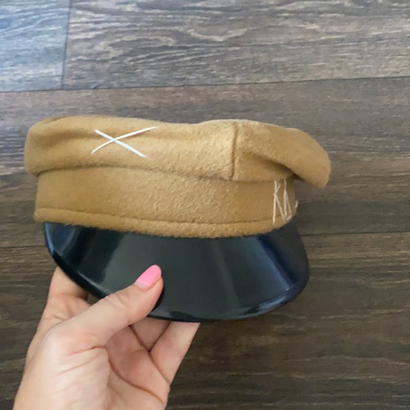 RUSLAN BAGINSKIY Baker Boy Cap Camel Large
